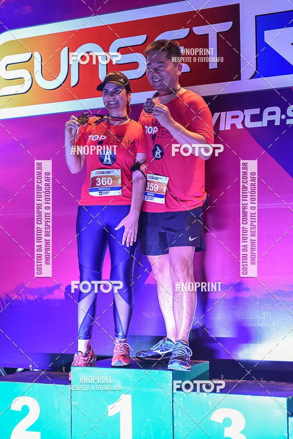 Buy your photos of the eventSunset Run 2019 on Fotop