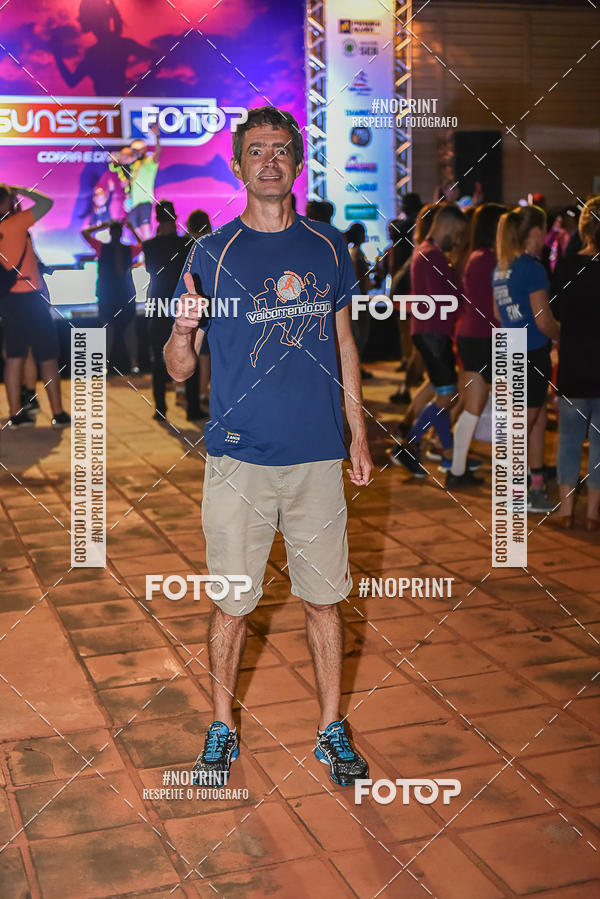 Buy your photos of the eventSunset Run 2019 on Fotop