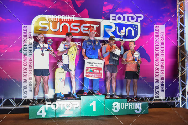 Buy your photos of the eventSunset Run 2019 on Fotop