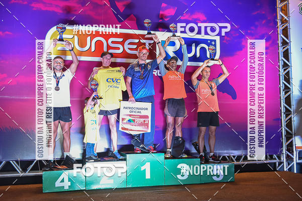 Buy your photos of the eventSunset Run 2019 on Fotop