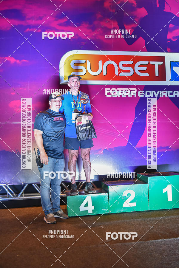 Buy your photos of the eventSunset Run 2019 on Fotop