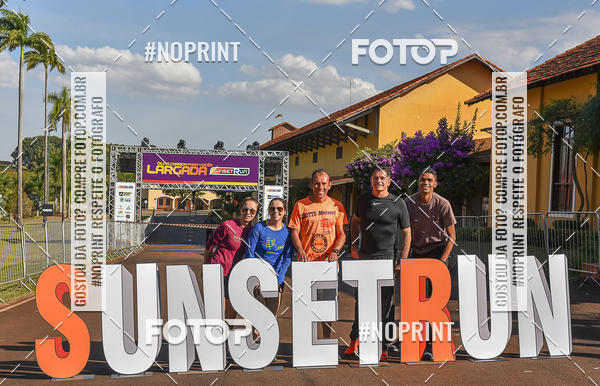 Buy your photos of the eventSunset Run 2019 on Fotop