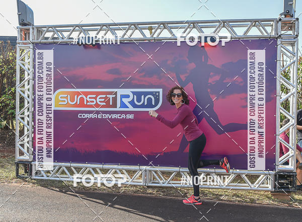 Buy your photos of the eventSunset Run 2019 on Fotop