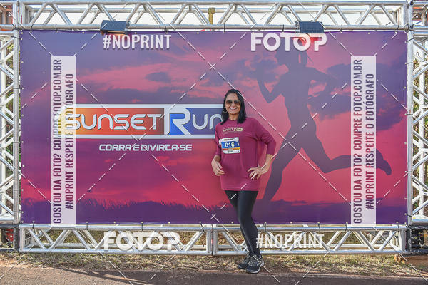 Buy your photos of the eventSunset Run 2019 on Fotop