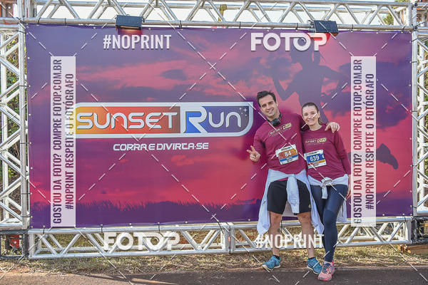 Buy your photos of the eventSunset Run 2019 on Fotop