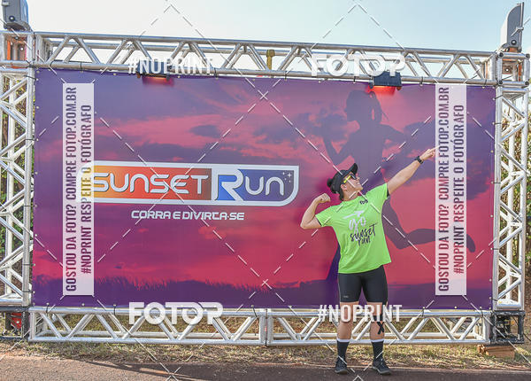 Buy your photos of the eventSunset Run 2019 on Fotop