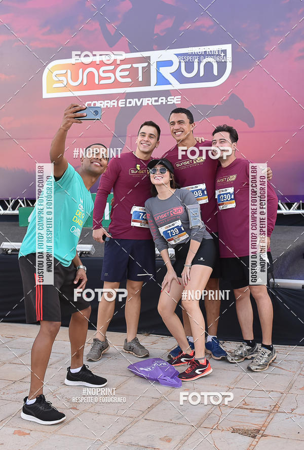 Buy your photos of the eventSunset Run 2019 on Fotop