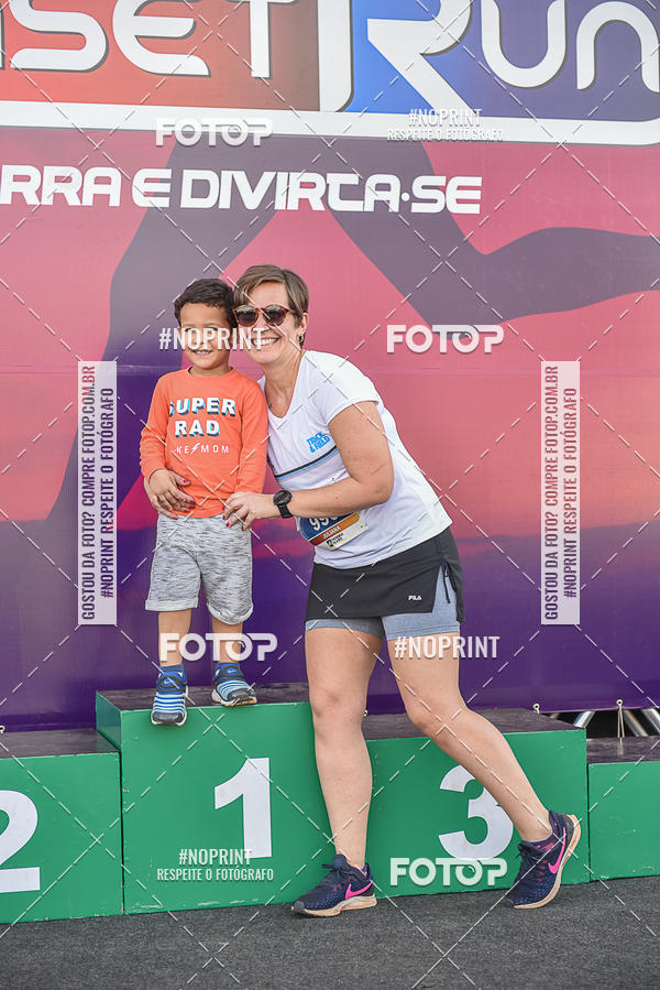 Buy your photos of the eventSunset Run 2019 on Fotop