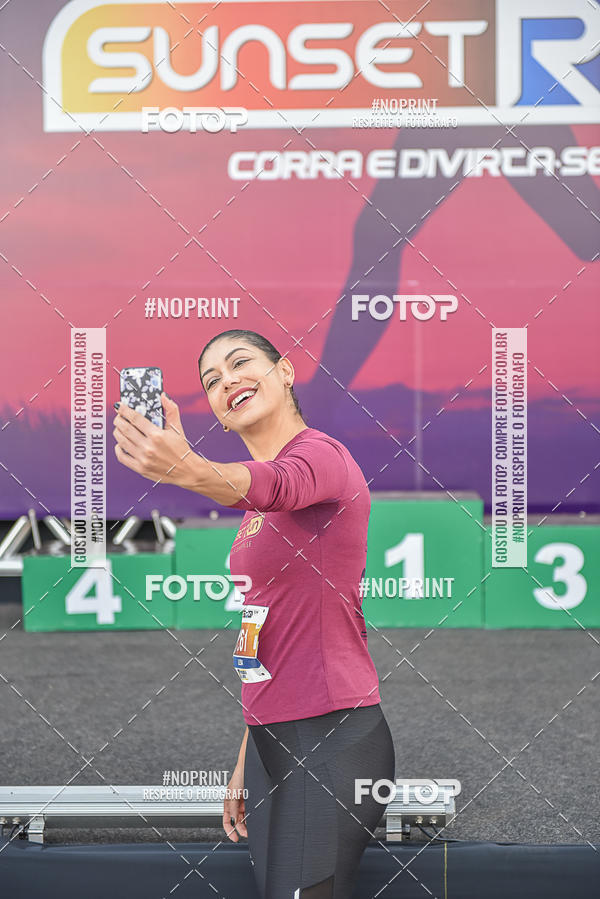 Buy your photos of the eventSunset Run 2019 on Fotop