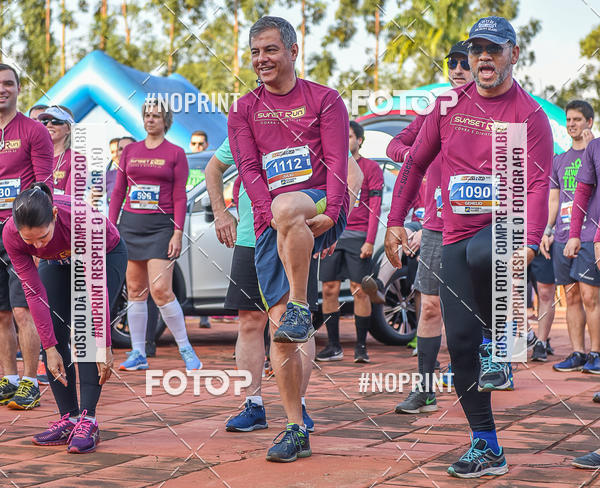 Buy your photos of the eventSunset Run 2019 on Fotop