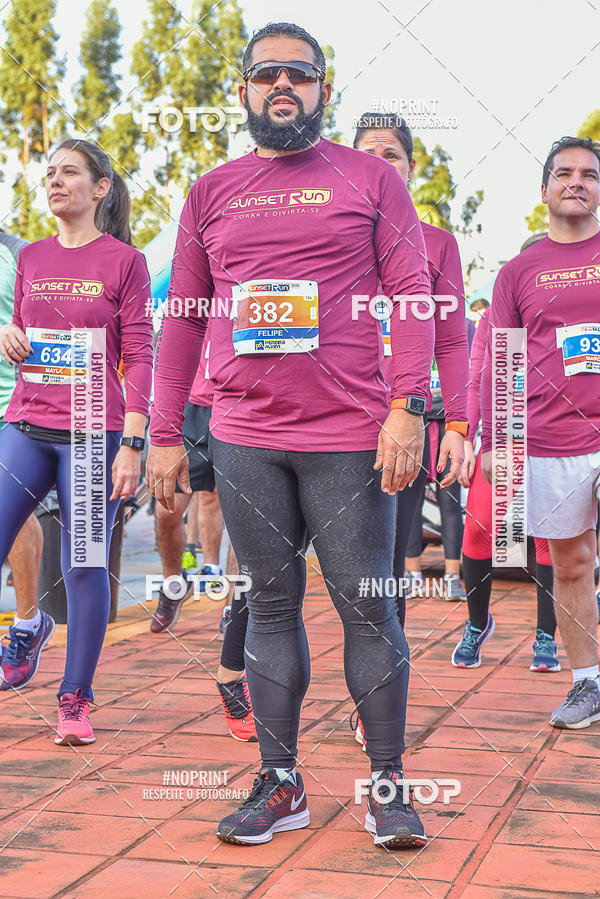 Buy your photos of the eventSunset Run 2019 on Fotop