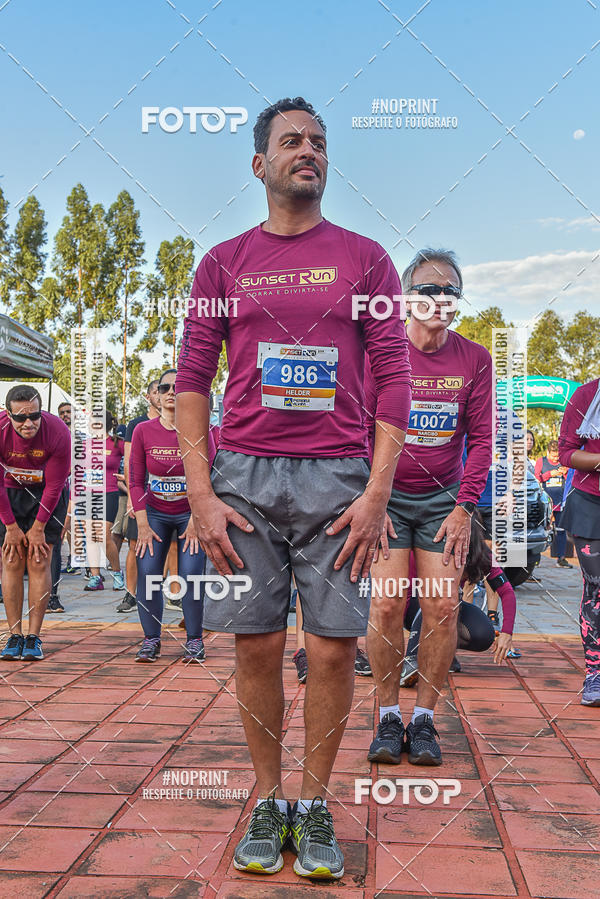 Buy your photos of the eventSunset Run 2019 on Fotop