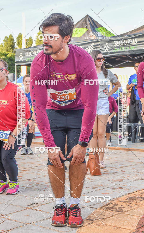 Buy your photos of the eventSunset Run 2019 on Fotop