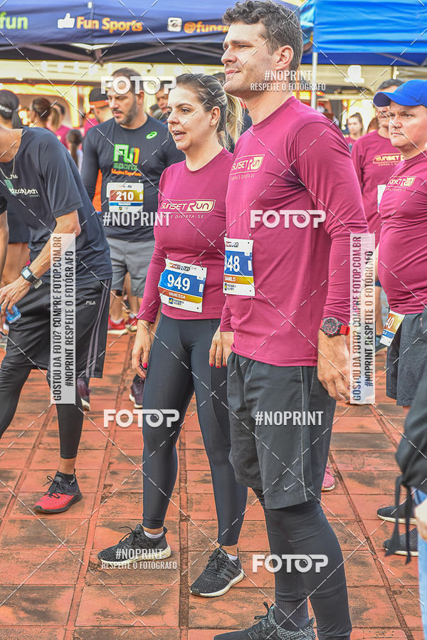 Buy your photos of the eventSunset Run 2019 on Fotop