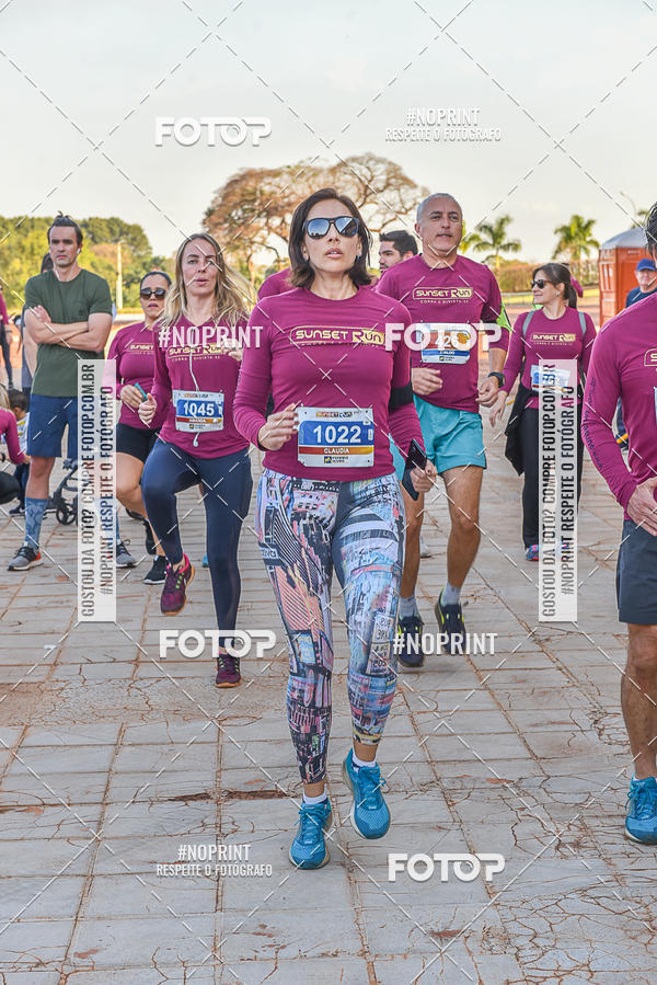 Buy your photos of the eventSunset Run 2019 on Fotop