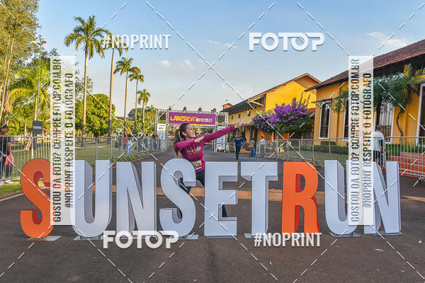 Buy your photos of the eventSunset Run 2019 on Fotop