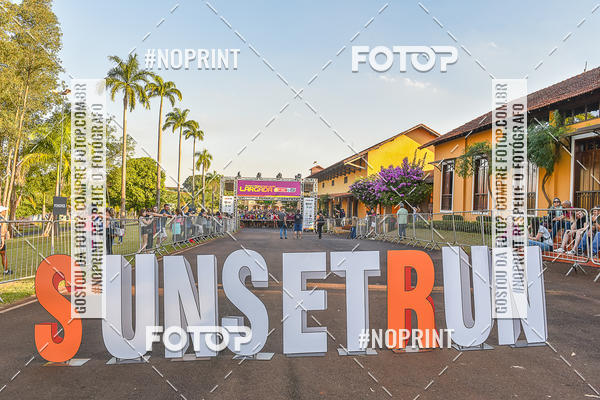 Buy your photos of the eventSunset Run 2019 on Fotop
