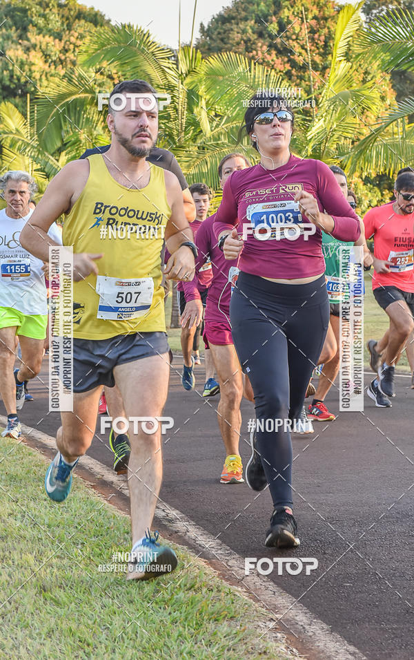 Buy your photos of the eventSunset Run 2019 on Fotop
