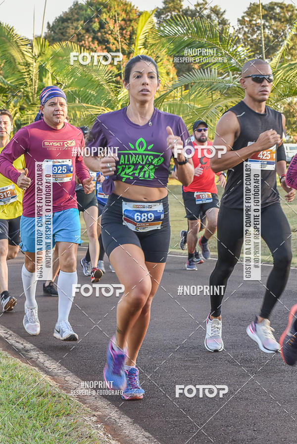 Buy your photos of the eventSunset Run 2019 on Fotop