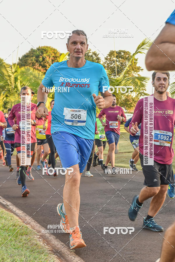 Buy your photos of the eventSunset Run 2019 on Fotop