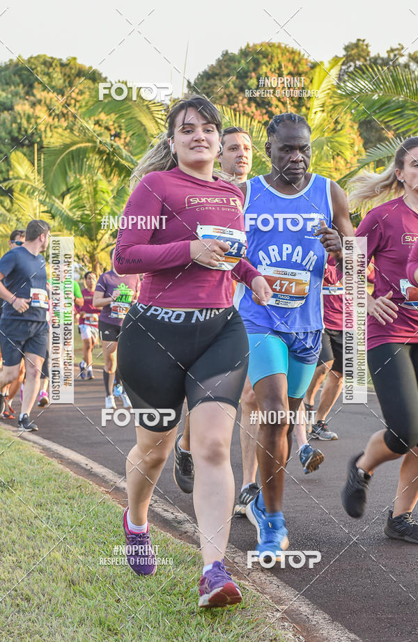 Buy your photos of the eventSunset Run 2019 on Fotop
