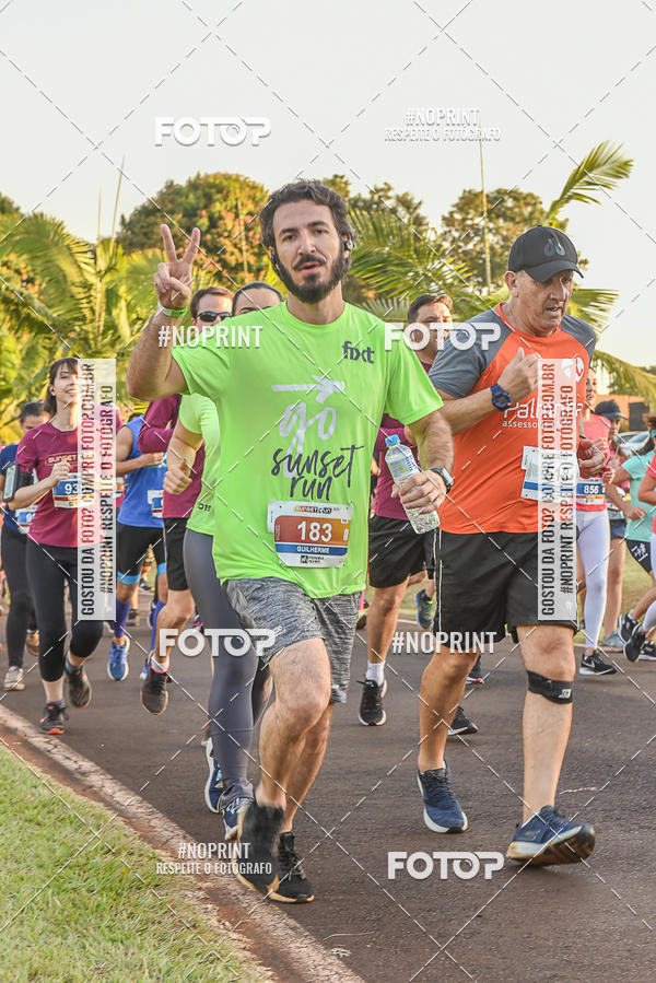 Buy your photos of the eventSunset Run 2019 on Fotop