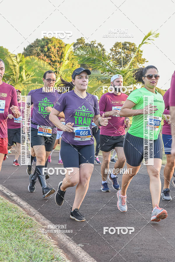 Buy your photos of the eventSunset Run 2019 on Fotop