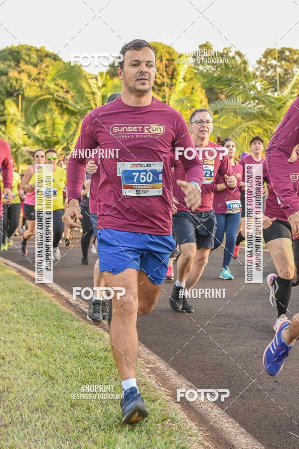 Buy your photos of the eventSunset Run 2019 on Fotop