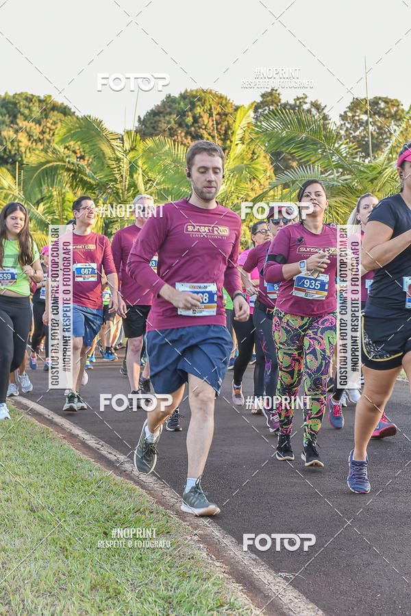 Buy your photos of the eventSunset Run 2019 on Fotop