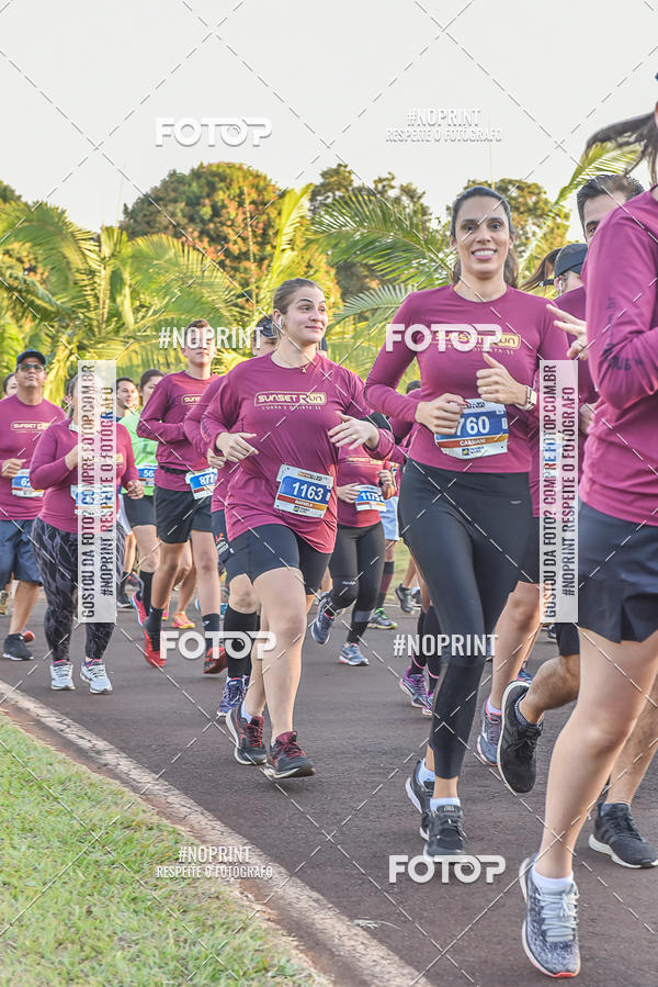 Buy your photos of the eventSunset Run 2019 on Fotop