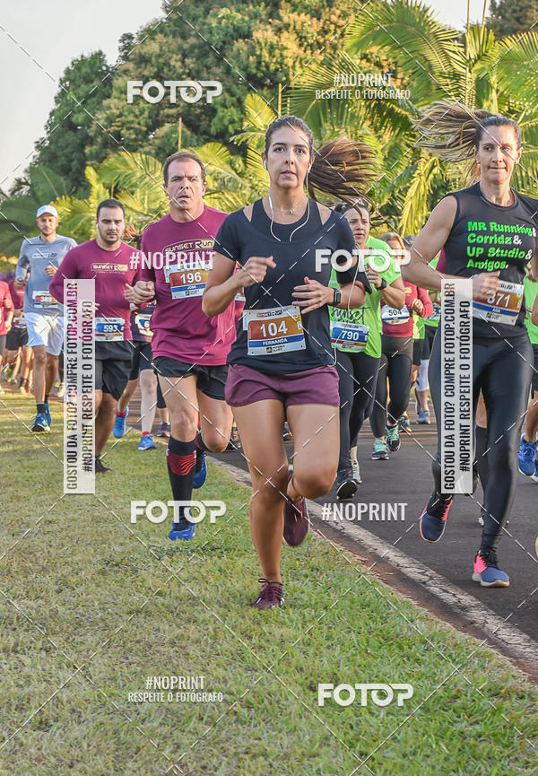 Buy your photos of the eventSunset Run 2019 on Fotop