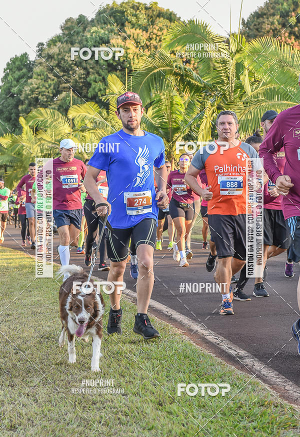 Buy your photos of the eventSunset Run 2019 on Fotop