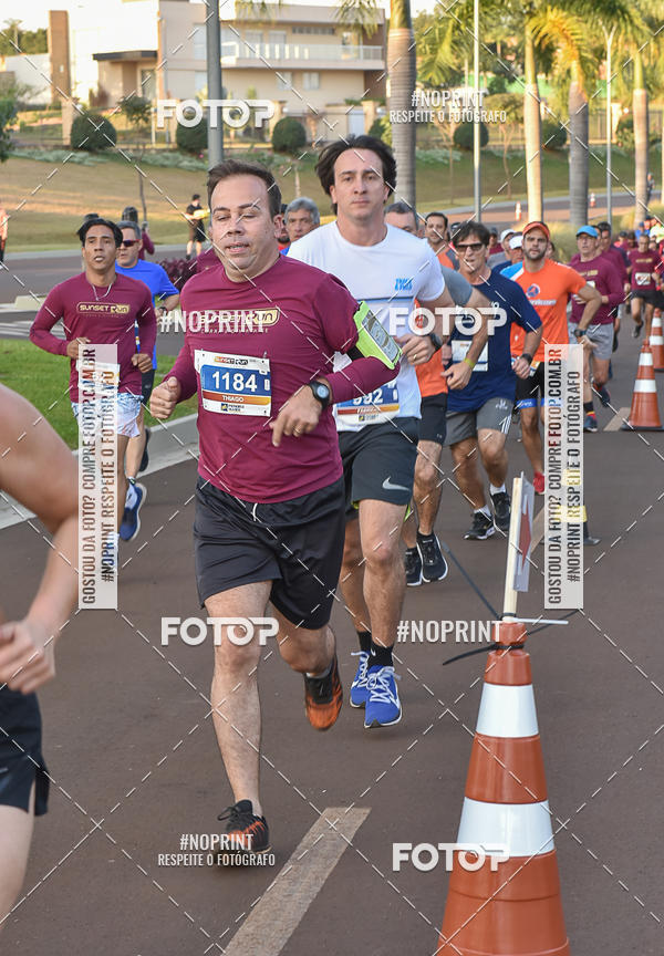 Buy your photos of the eventSunset Run 2019 on Fotop