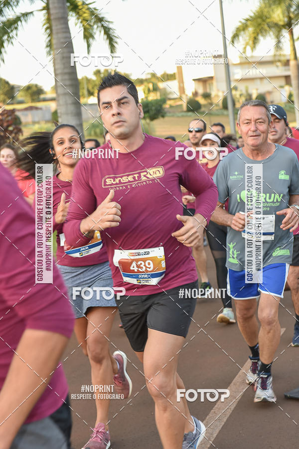 Buy your photos of the eventSunset Run 2019 on Fotop