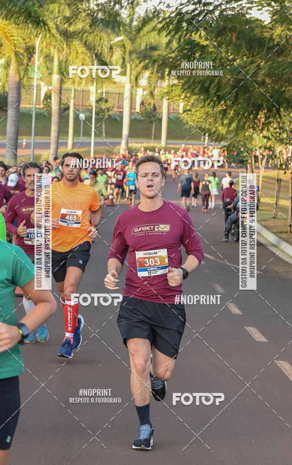 Buy your photos of the eventSunset Run 2019 on Fotop