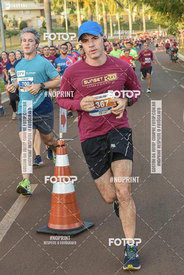 Buy your photos of the eventSunset Run 2019 on Fotop