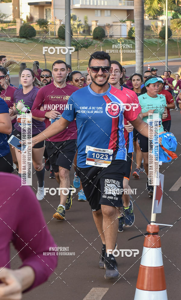 Buy your photos of the eventSunset Run 2019 on Fotop
