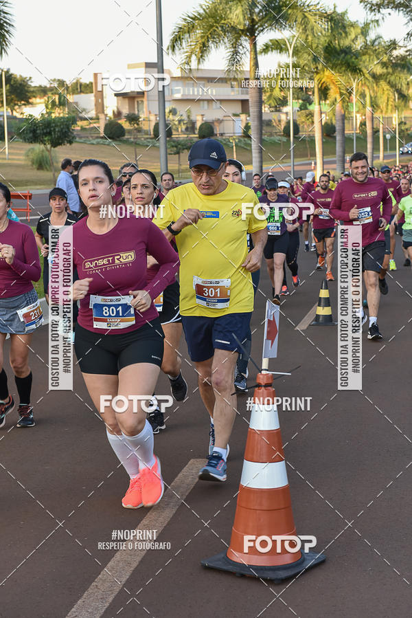 Buy your photos of the eventSunset Run 2019 on Fotop