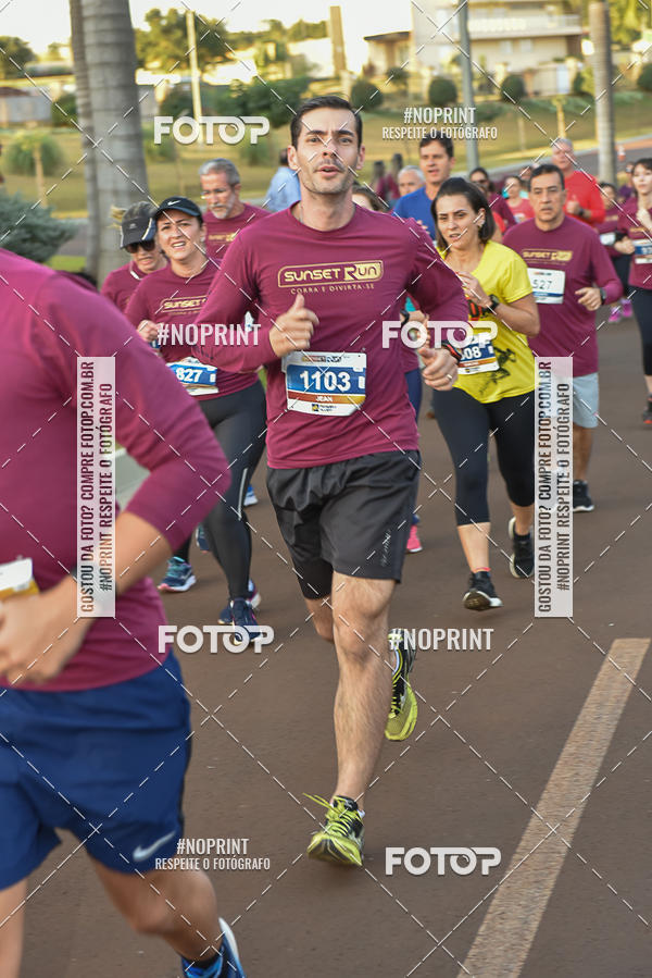 Buy your photos of the eventSunset Run 2019 on Fotop