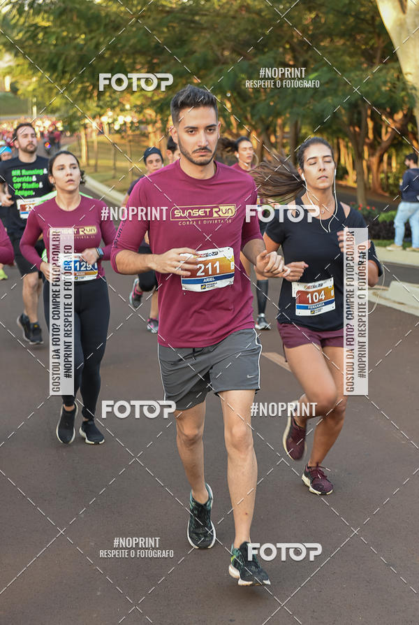Buy your photos of the eventSunset Run 2019 on Fotop