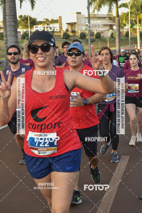 Buy your photos of the eventSunset Run 2019 on Fotop