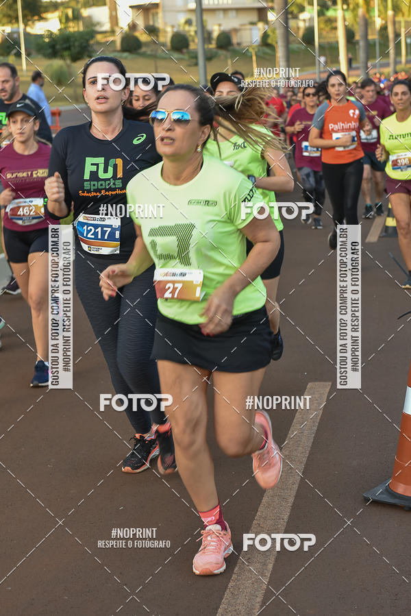 Buy your photos of the eventSunset Run 2019 on Fotop