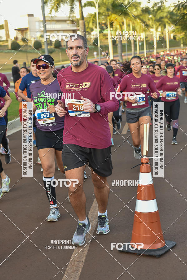 Buy your photos of the eventSunset Run 2019 on Fotop