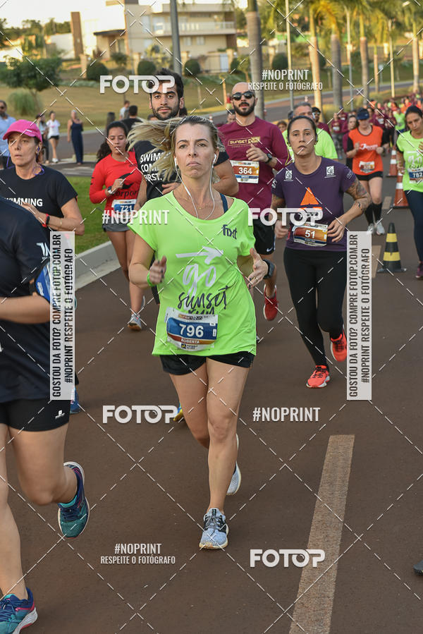 Buy your photos of the eventSunset Run 2019 on Fotop