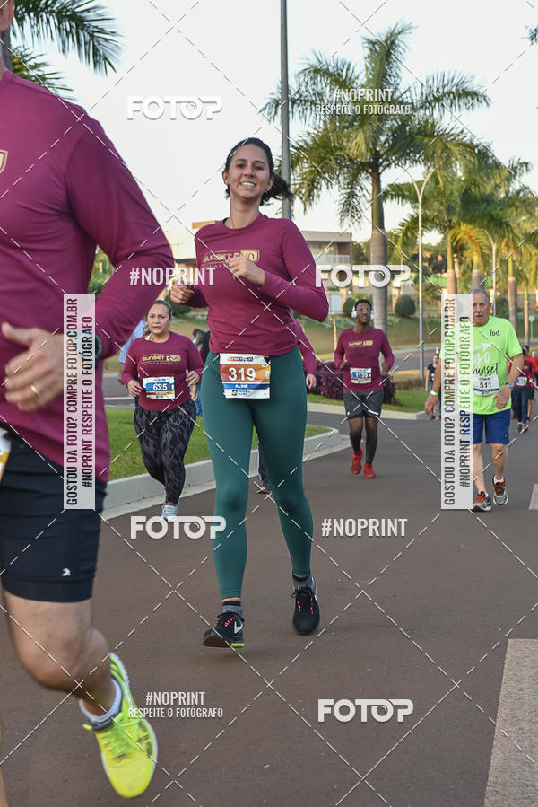 Buy your photos of the eventSunset Run 2019 on Fotop
