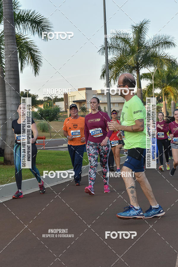 Buy your photos of the eventSunset Run 2019 on Fotop