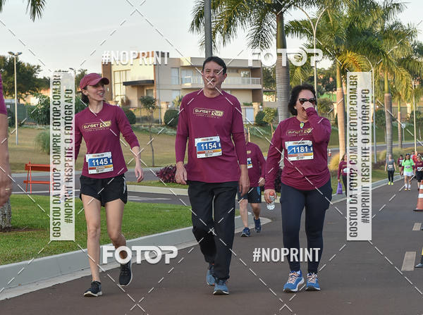 Buy your photos of the eventSunset Run 2019 on Fotop