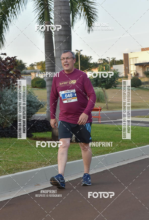 Buy your photos of the eventSunset Run 2019 on Fotop