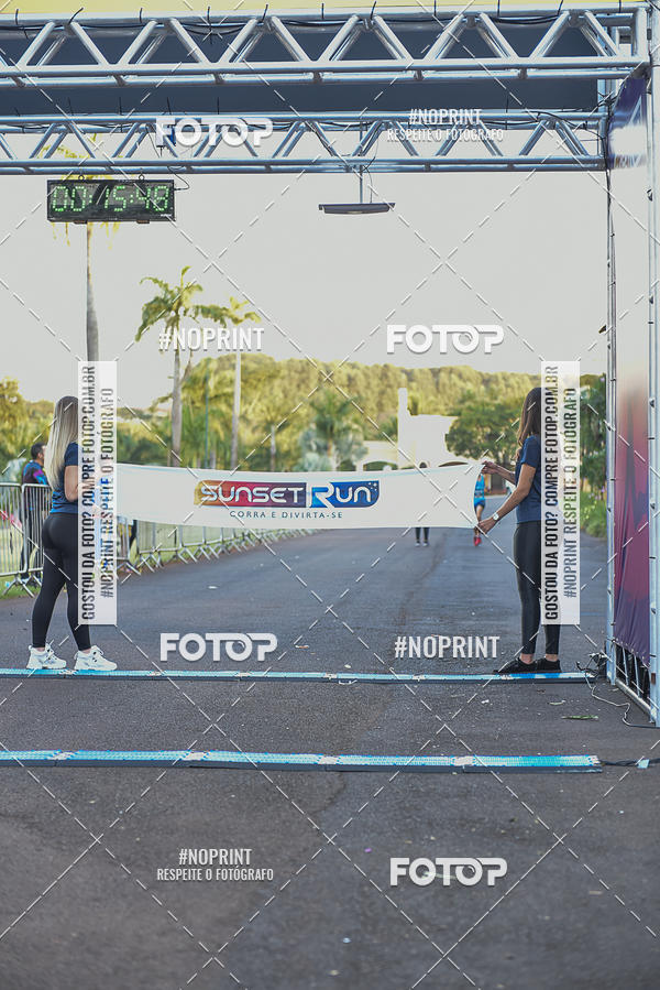 Buy your photos of the eventSunset Run 2019 on Fotop