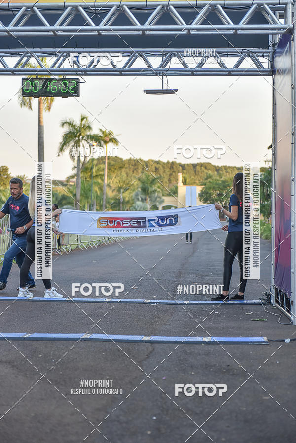 Buy your photos of the eventSunset Run 2019 on Fotop